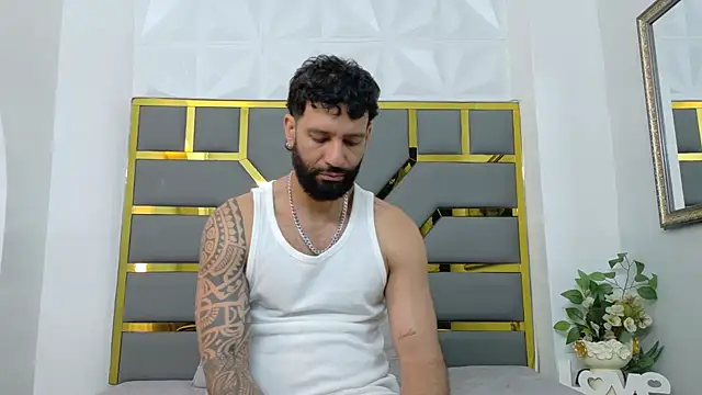 yorbymaxx online show from October 17, 2025, 11:18 pm