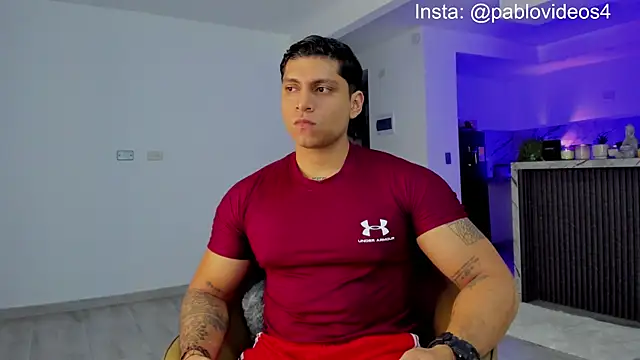 Nicolasmontoya16 online show from September 15, 2025, 4:01 am