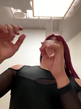 Stifanny Moreli online show from September 26, 2025, 8:24 pm