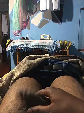 Snapshot of m11a2f3a4z5 chatting on April 1, 2026, 5:21 pm m11a2f3a4z5 online show from April 1, 2026, 5:21 pm