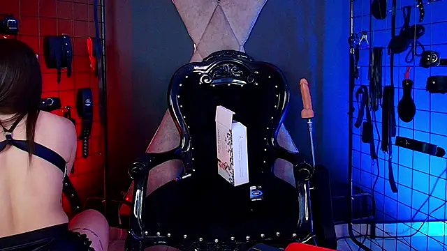 Mr Kate bdsm online show from October 16, 2025, 8:43 pm