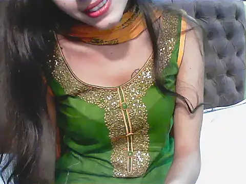 elize   online show from November 3, 2025, 2:46 am