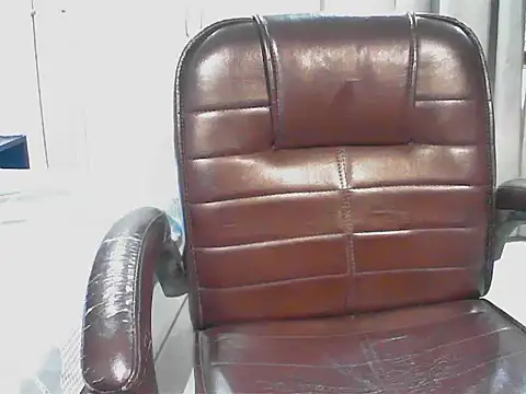 elize   online show from November 11, 2025, 4:45 am