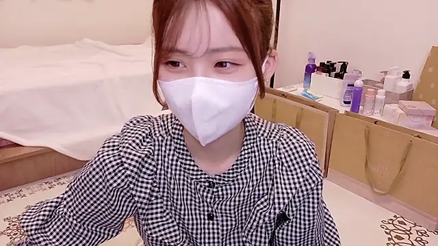 Ema o0 chan online show from September 14, 2025, 11:42 am