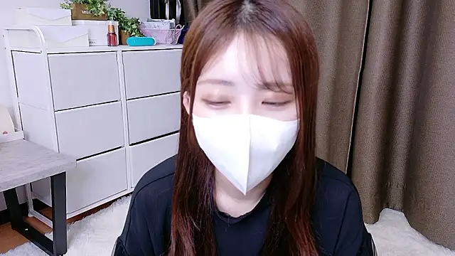 Ema o0 chan online show from October 13, 2025, 11:21 am