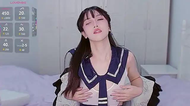 XiaoNana  online show from October 1, 2025, 7:58 am