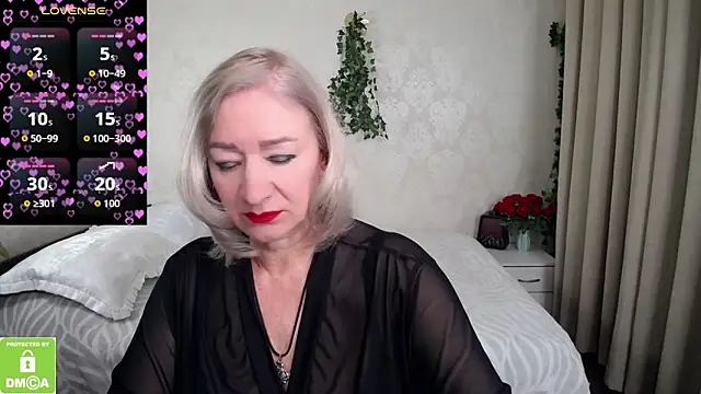 Snapshot of hunters_woman chatting on February 18, 2026, 4:47 pm hunters woman online show from February 18, 2026, 4:47 pm