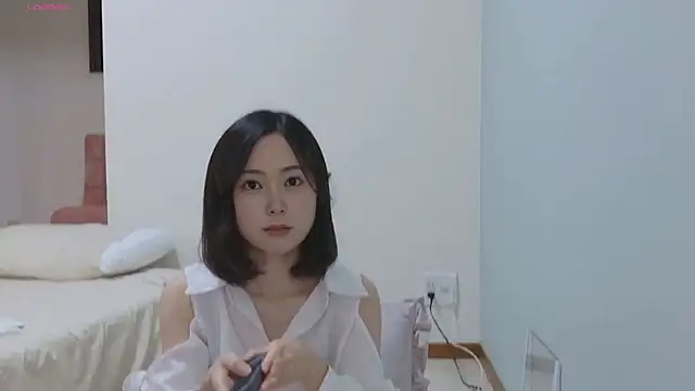 tsumugi 0721 online show from November 26, 2025, 10:38 am