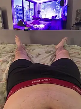 naughtycoupl98 online show from April 13, 2026, 2:55 pm