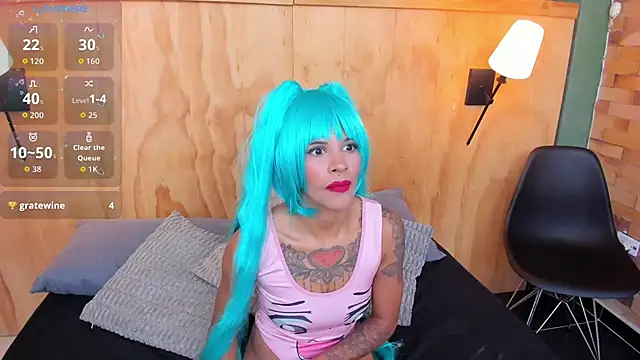 milavega  online show from September 12, 2025, 12:16 pm