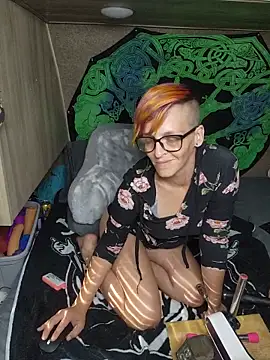 amymatthews92 online show from June 6, 2026, 10:36 pm
