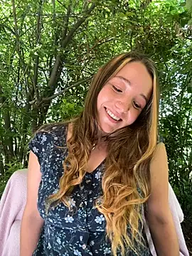 Snapshot of sashapulse chatting on November 27, 2025, 3:03 pm sashapulse online show from November 27, 2025, 3:03 pm