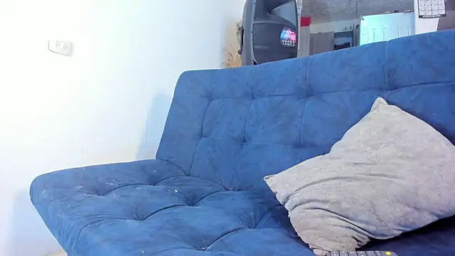 Snapshot of Steven_baby69 chatting on April 12, 2026, 6:18 am Steven baby69 online show from April 12, 2026, 6:18 am