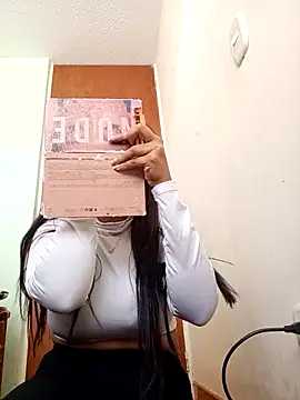 Snapshot of IsabellaLuxe chatting on September 25, 2025, 12:42 pm IsabellaLuxe online show from September 25, 2025, 12:42 pm