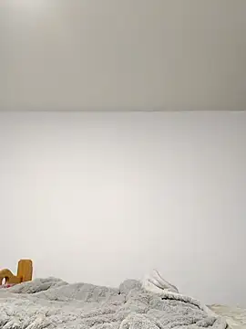 Aurora blaack online show from March 7, 2026, 12:29 am