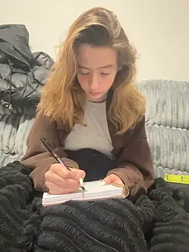 SeccySerena online show from October 23, 2025, 5:23 pm