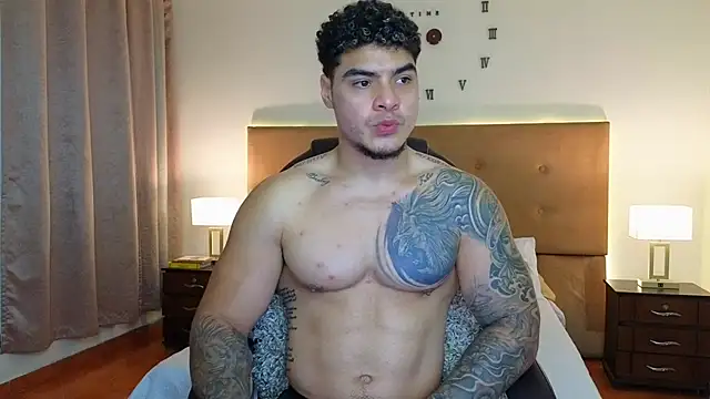 Snapshot of Steven_Velez chatting on April 23, 2026, 1:29 am Steven Velez online show from April 23, 2026, 1:29 am