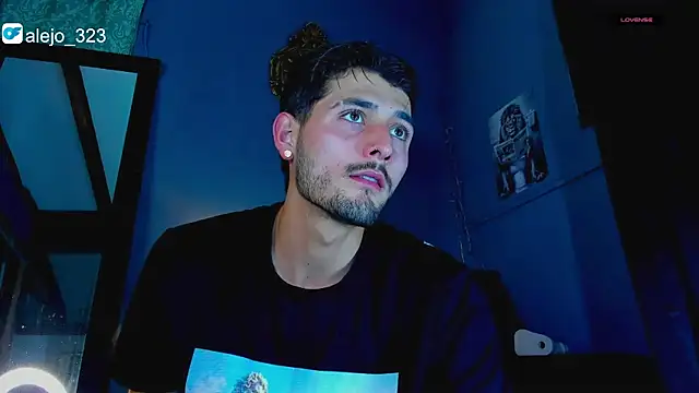 alejo  323   online show from February 17, 2026, 2:08 am