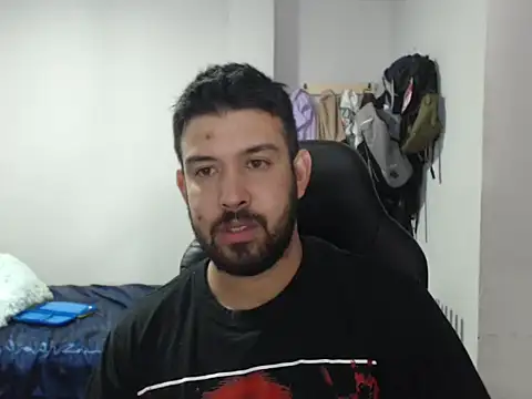 Snapshot of Axel11113 chatting on October 9, 2025, 3:59 am Axel11113 online show from October 9, 2025, 3:59 am