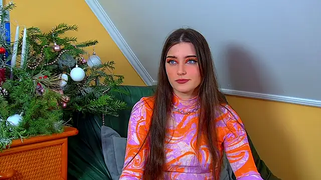 JessicaJewells online show from December 14, 2025, 7:29 pm