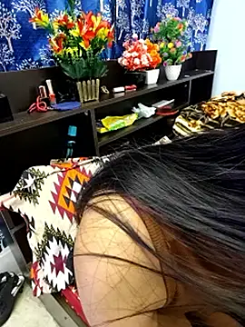 priya 26 online show from December 15, 2025, 11:53 pm