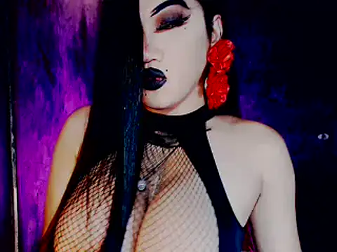 Snapshot of Mistress4fun chatting on October 12, 2025, 5:06 am Mistress4fun online show from October 12, 2025, 5:06 am