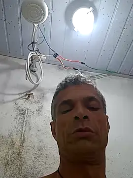 BrenoAvelar online show from May 24, 2026, 6:07 am