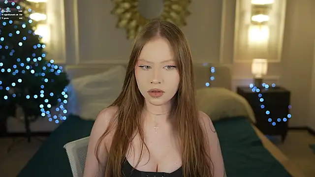 Esmie Smile online show from January 17, 2026, 12:37 am