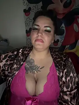 sexybunny18255 online show from April 12, 2026, 6:35 pm