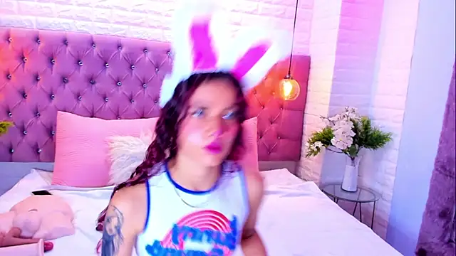 Snapshot of amber_sparkle chatting on September 13, 2025, 12:38 pm amber sparkle online show from September 13, 2025, 12:38 pm