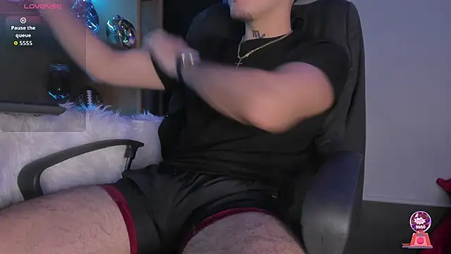 Snapshot of Gael_williams1 chatting on February 2, 2026, 3:38 am Gael williams1 online show from February 2, 2026, 3:38 am