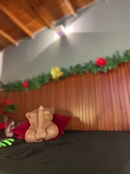 MarilynSmith01 online show from December 21, 2025, 9:11 pm