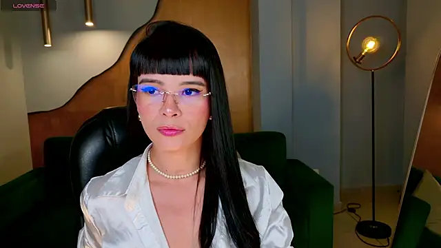 AgathaKondo  online show from February 7, 2026, 4:16 am