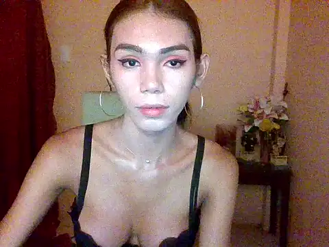 Snapshot of miss_carlas chatting on April 23, 2026, 11:42 am miss carlas online show from April 23, 2026, 11:42 am