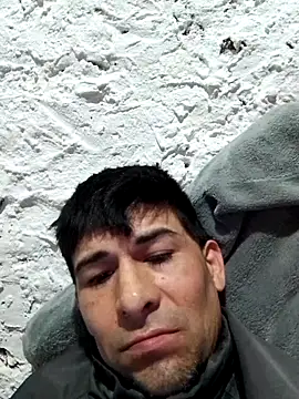 Snapshot of danielguerreros@xh chatting on June 6, 2026, 5:01 am danielguerrerosxh online show from June 6, 2026, 5:01 am
