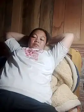 Snapshot of MaySweetb chatting on October 21, 2025, 5:30 am MaySweetb online show from October 21, 2025, 5:30 am