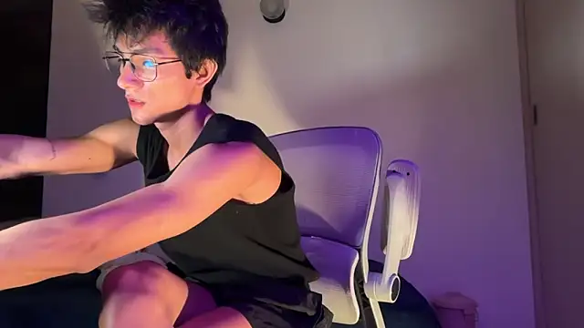 Snapshot of Angel_bunny2 chatting on September 15, 2025, 2:11 am Angel bunny2 online show from September 15, 2025, 2:11 am