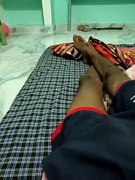 RAYI Queen 4 online show from February 14, 2026, 3:31 pm