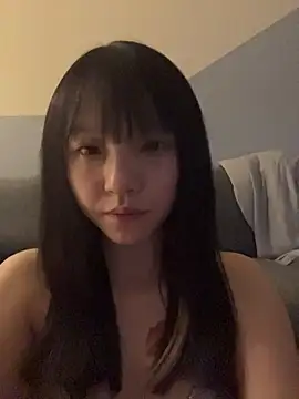 Yucheng  520 online show from September 23, 2025, 12:52 pm