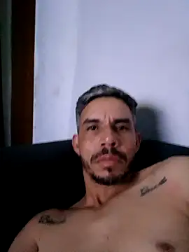 QfabO123 online show from October 18, 2025, 3:42 am