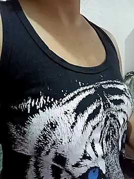 Snapshot of Ftm_Bunny chatting on September 29, 2025, 9:36 am Ftm Bunny online show from September 29, 2025, 9:36 am