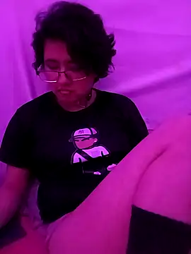 Snapshot of Ftm_Bunny chatting on November 15, 2025, 10:12 am Ftm Bunny online show from November 15, 2025, 10:12 am