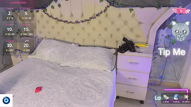 AmbarFoxx  online show from November 14, 2025, 9:08 am