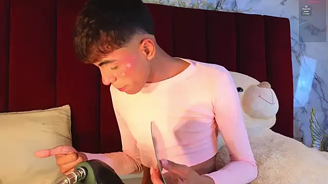 PrincePoppy online show from November 7, 2025, 9:15 pm