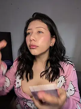 snow doll online show from March 9, 2026, 7:40 pm