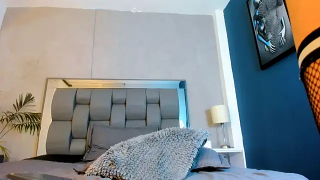 niko kael online show from March 1, 2026, 3:19 am