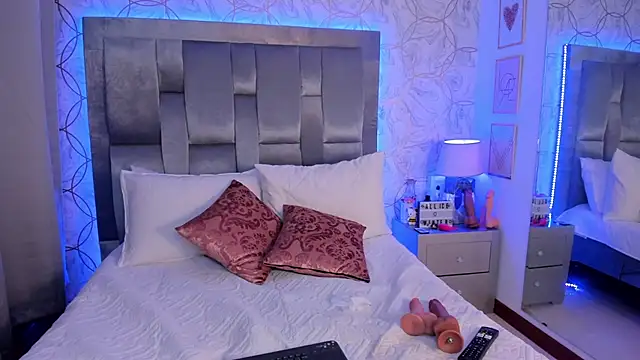 AlliceWinter online show from September 18, 2025, 11:34 am