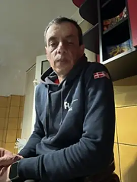 Snapshot of adiluci1 chatting on March 22, 2026, 7:28 pm adiluci1 online show from March 22, 2026, 7:28 pm