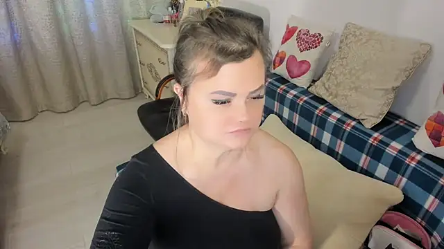 MildMature online show from January 4, 2025, 2:25 am