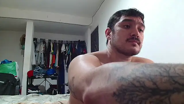 Leonino231 online show from February 9, 2026, 11:09 pm